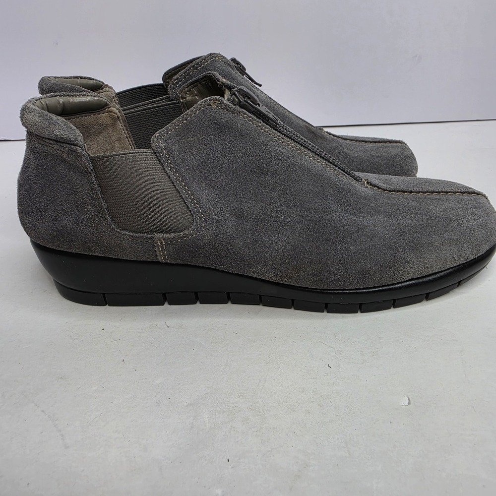 Aerosoles Stitch N Turn Suede Leather Upper Size 8M Gray Zipper Closure Ankle...